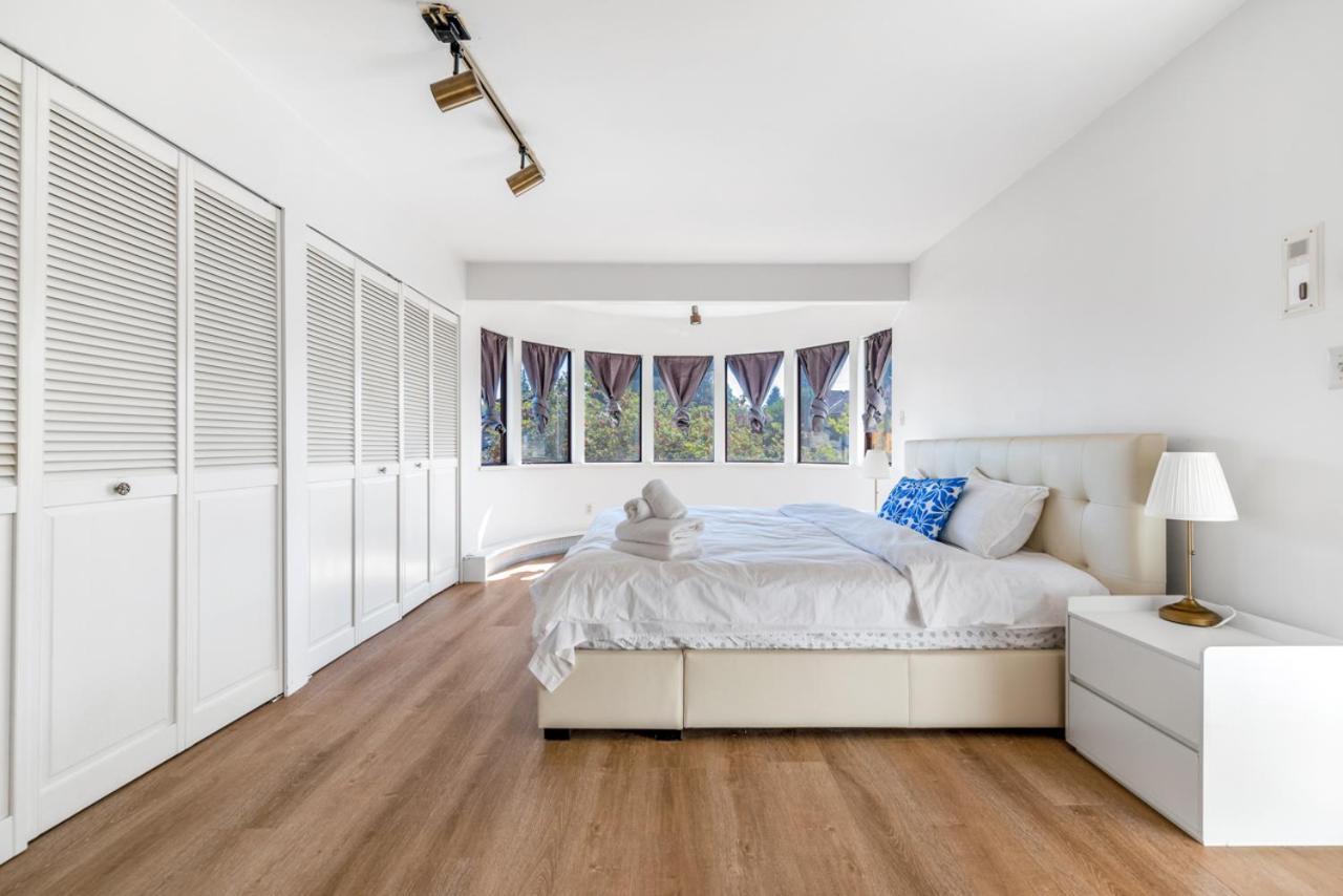 Sunny 1-Bedroom Private Rooms In Charming فانكوفر المظهر الخارجي الصورة